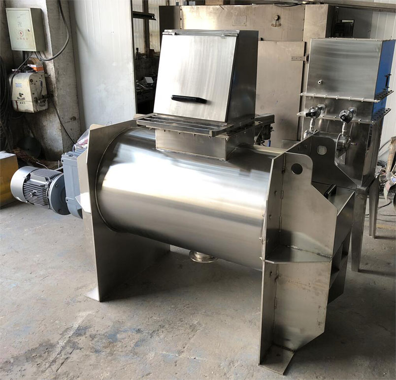 恭喜中銀500L犁刀混合機帶除塵器成功發往佛山