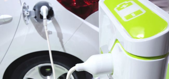 核心原材料價(jià)格翻倍推高成本 電池企業(yè)利潤(rùn)下滑成“夾心層”